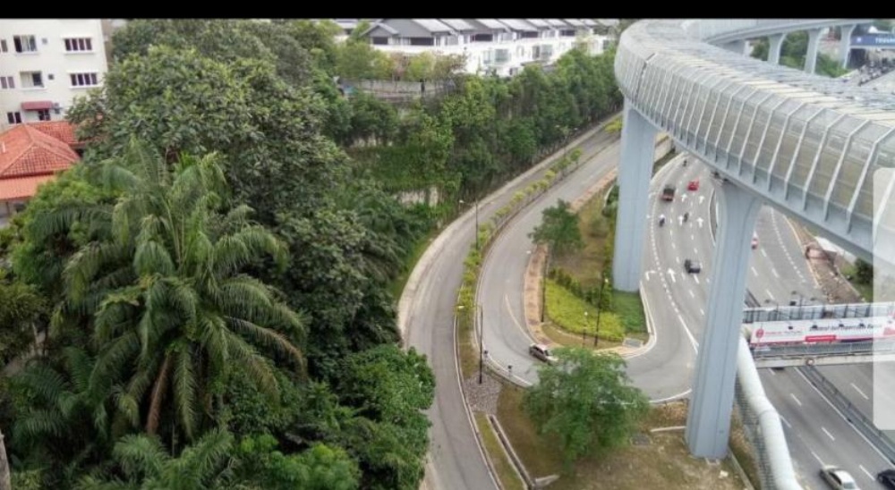 Peninsula Semantan Suites